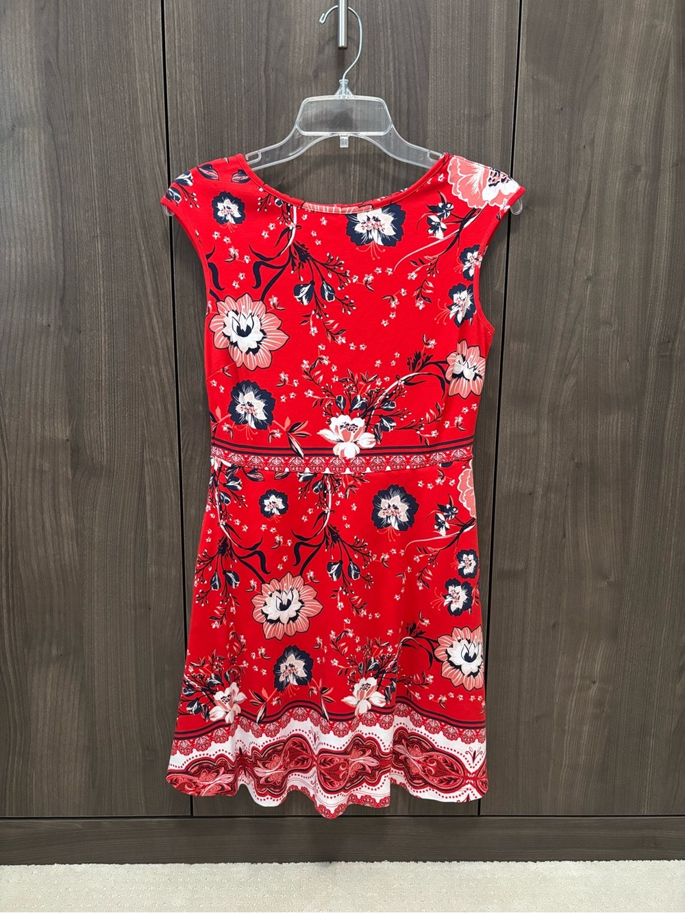 New York & Company Red Floral Fit-and-Flare Dress with Pockets - Women Size S